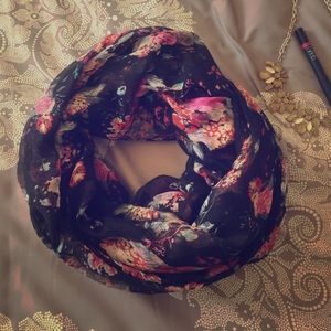 Black Multicolored Infinity Scarf
