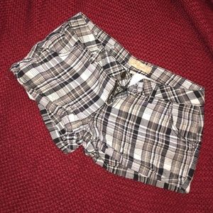 Cute Plaid Shorts -- Size 9