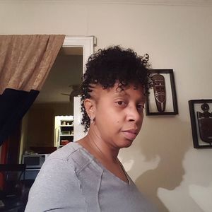 Meet your Posher, Toni