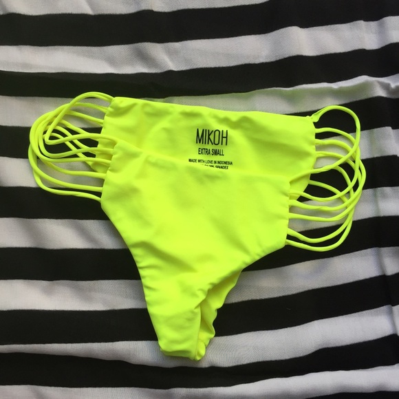 Mikoh Other - NWOT Mikoh Lanai  Bottoms
