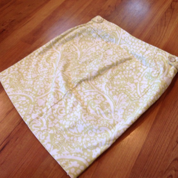 Skirt - Picture 3 of 4