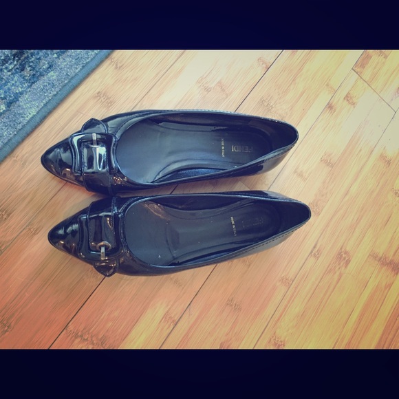 Fendi Flats
