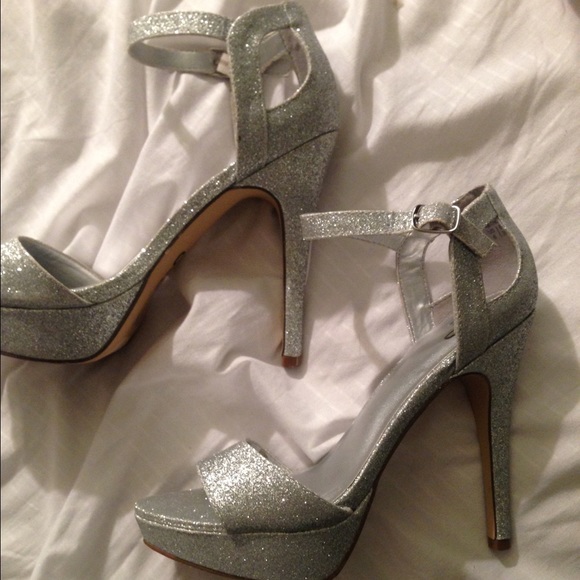 SOLD Size 8 Silver Open Toe Heels **Last chance**
