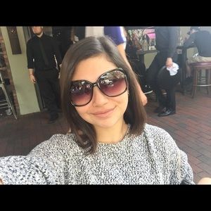 Meet your Posher, Alexy