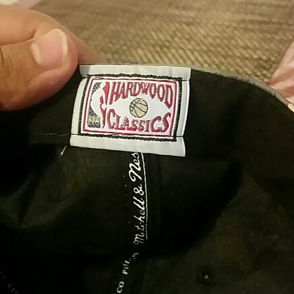 Snapbacks - Picture 4 of 4