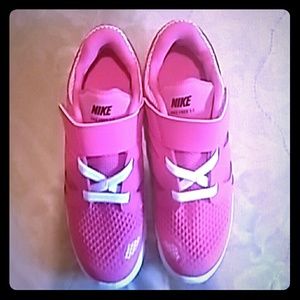 Nikes kids Shoes