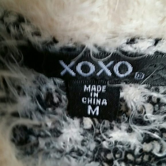 Very nice soft sweater - Picture 2 of 2