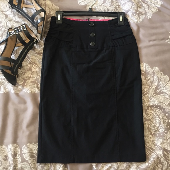 Sophisticated Black Pencil Skirt