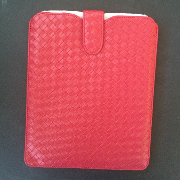 ❗️SALE❗️Chic I pad case