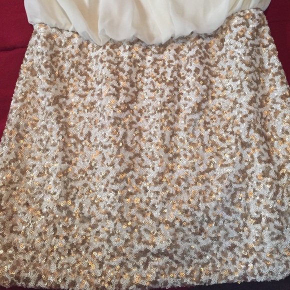 Beige and gold sequence dress - Picture 2 of 3