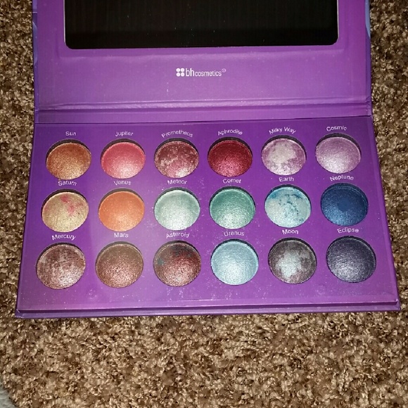 BH Cosmetics  Other - BH Cosmetics Galaxy Chic Palette - brand new