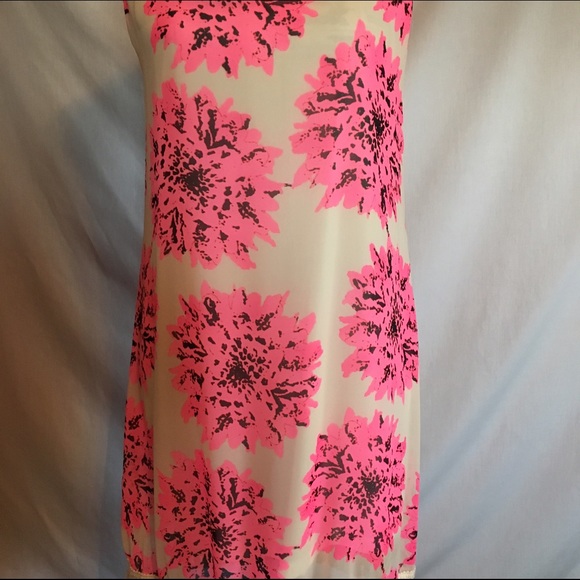 Hot Pink Floral Dress - Picture 3 of 4