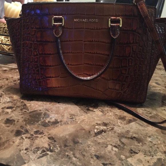 Michael Kors Selma Handbag - Picture 1 of 4