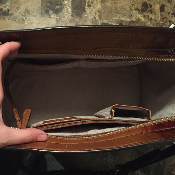 Michael Kors Selma Handbag - Picture 4 of 4