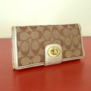 Authentic Coach Wallet