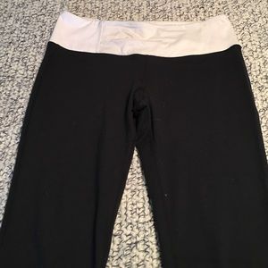 Lulu lemon cropped straight leg yoga pants