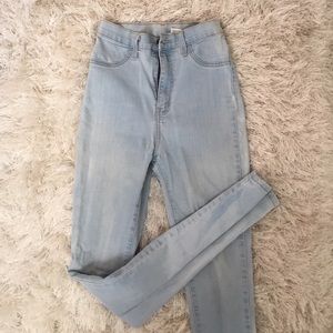 High waisted jeans