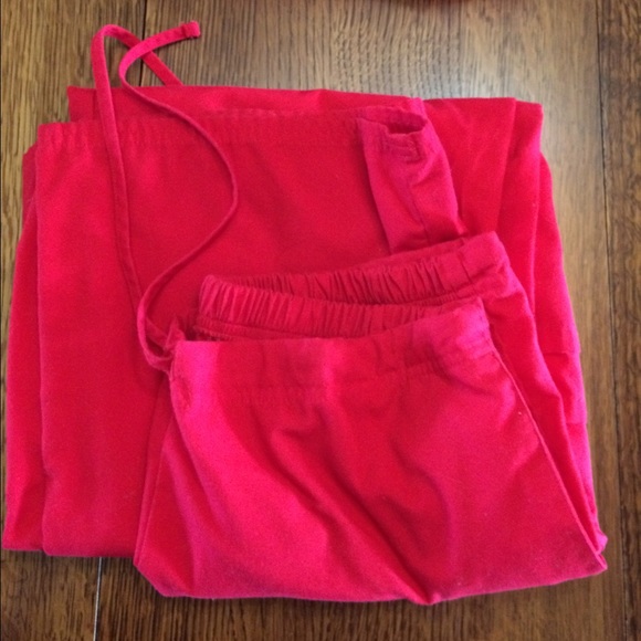 Scrub pants red