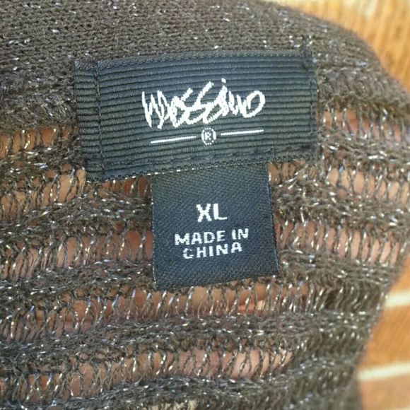 Black Massimo Shrug - Picture 2 of 2