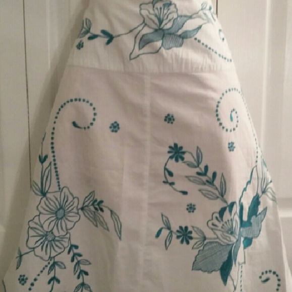 White Skirt (never worn)