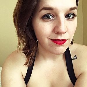 Meet your Posher, Evie