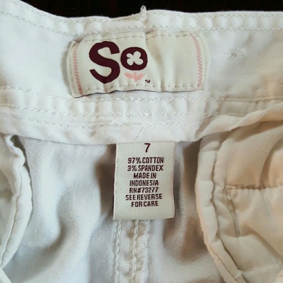 Shorts - Picture 2 of 3