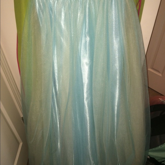 Prom Dress - Picture 3 of 4