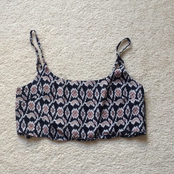 Top from brandy Melville never worn 💕💕