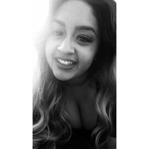 Meet your Posher, Cassandra