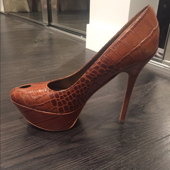 Sam Edelman Whiskey Croc leather peep toe pumps