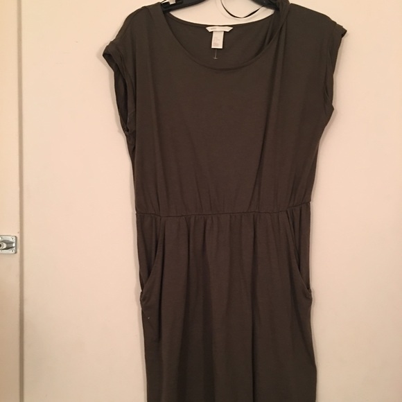 Green dress w/ pockets