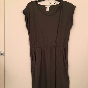 Green dress w/ pockets
