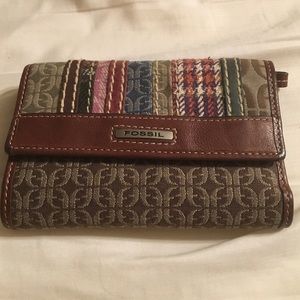 Fossil wallet