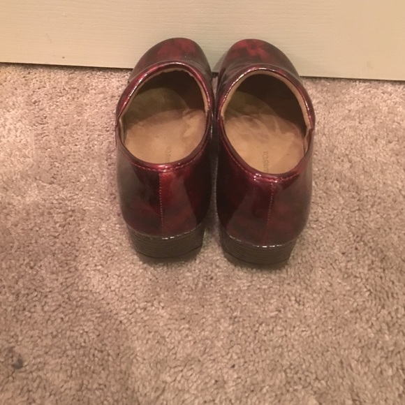 Shoes - Picture 3 of 4