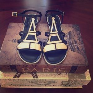 ♠️Kate Spade♠️ Eiffel Tower Gladiator Sandal's.