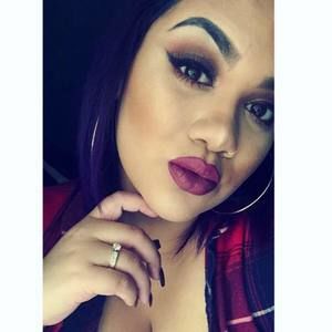 Meet your Posher, Nelly