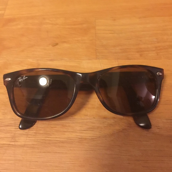 AUTHENTIC Ray Ban