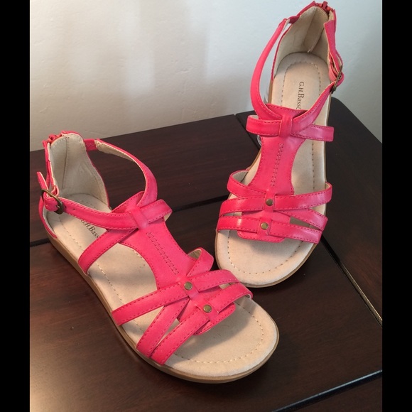 Pink G.H.Bass sandals.  Never worn!