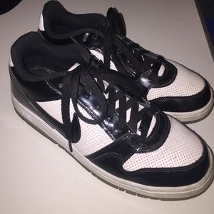Black and White Nike Air Sneakers