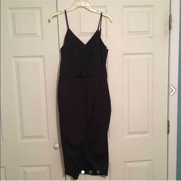 Kardashian Kollection NWT