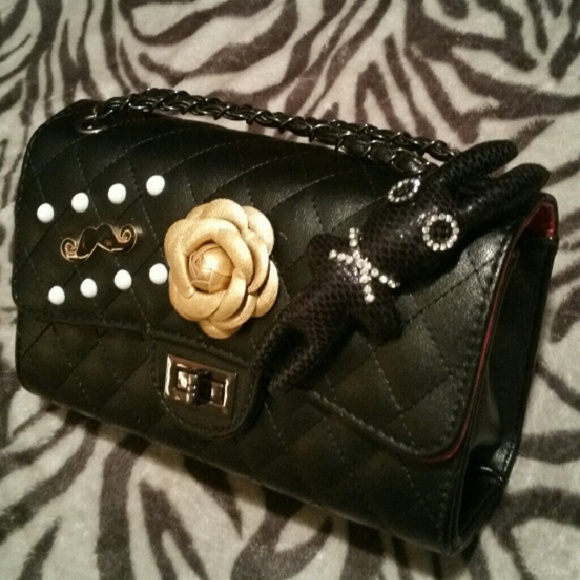 Gorgeous Chic HandBag - Picture 4 of 4