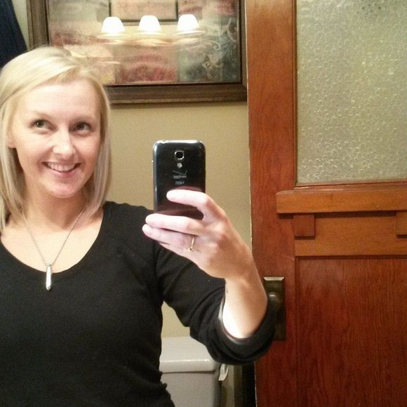 Meet your Posher, Ashley