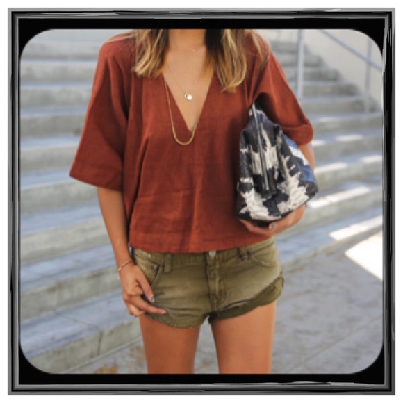 Free People Pants - ✨Free People Irreplaceable Cut Off Shorts✨