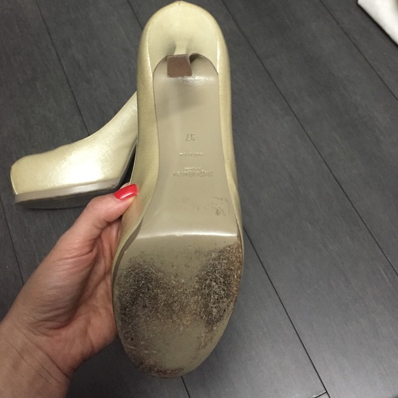 YSL pumps - Picture 3 of 4