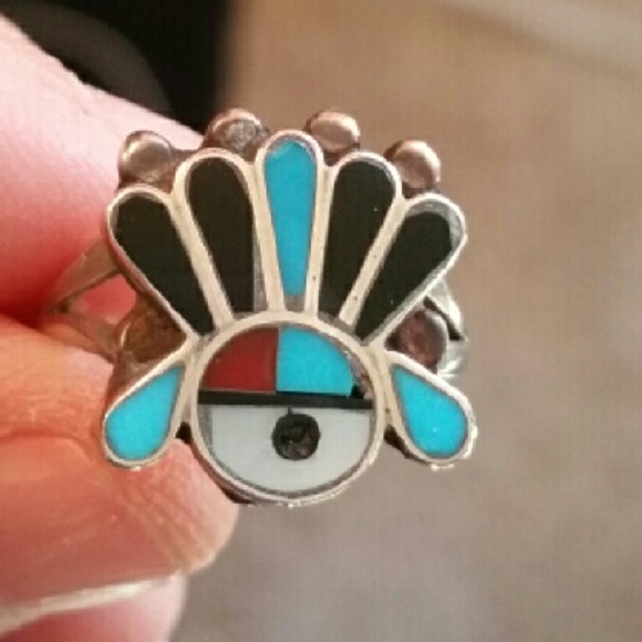 Jewelry - Vintage Sterling zuni inlayed sun ring