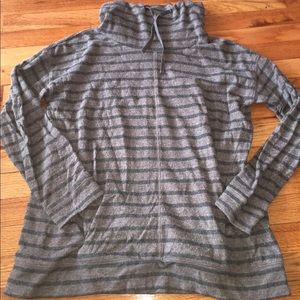 Lou & Grey funnel neck sweatshirt