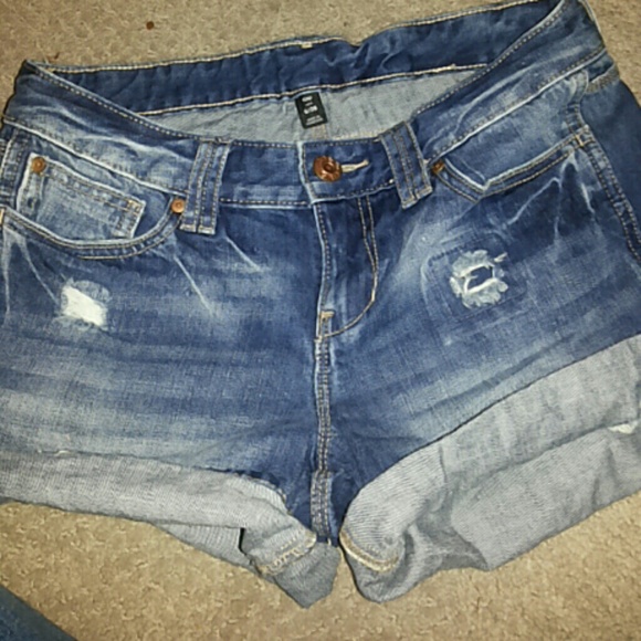 Gap shorts