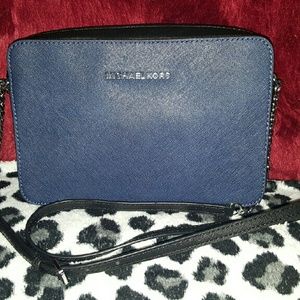 Navy two toned michael kors purse FINAL MARKDOWN!!