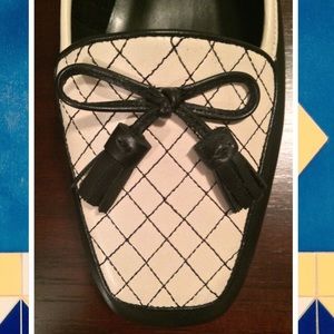 Enzo Angiolini Leather loafers!!!