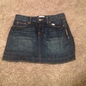Short(ish) jean skirt